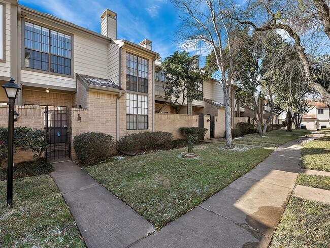 712 Country Pl Dr in Houston, TX - Building Photo - Building Photo