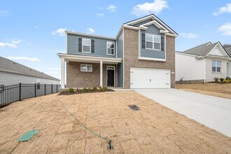 1510 Mountview Dr in Lebanon, TN - Building Photo - Building Photo