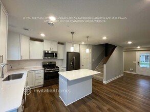 14310 Arctic Cir in Rosemount, MN - Foto de edificio - Building Photo