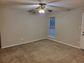 6820 N Ridge Ct in Charlotte, NC - Building Photo - Building Photo