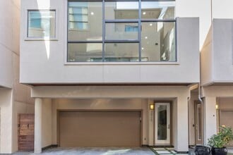 2415 Charleston St in Houston, TX - Foto de edificio - Building Photo