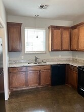3807 Kirkman St in Lake Charles, LA - Building Photo - Building Photo