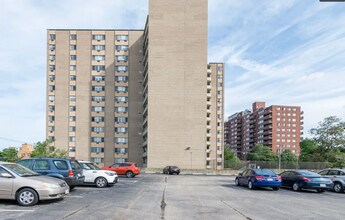 1025 Hancock St in Quincy, MA - Building Photo - Building Photo