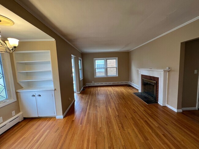 920 21st Avenue A in East Moline, IL - Building Photo - Building Photo