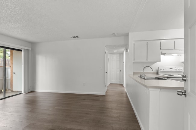 3859 Annadale Ln in Sacramento, CA - Building Photo - Building Photo