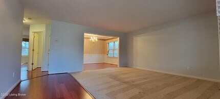 13606 Saddlecreek Dr in Louisville, KY - Building Photo - Building Photo