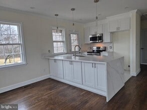 2206 Brinkley Rd in Fort Washington, MD - Building Photo - Building Photo