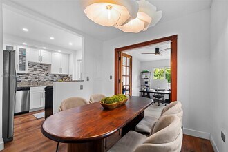 642 86th St in Miami Beach, FL - Foto de edificio - Building Photo