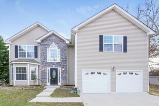 177 Edison Dr in Stockbridge, GA - Building Photo