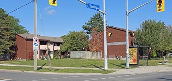 311 Bunting Rd in St Catharines, ON - Building Photo