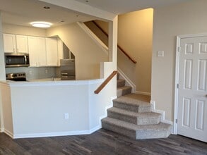 5172 Duke Ct in Frederick, MD - Building Photo - Building Photo