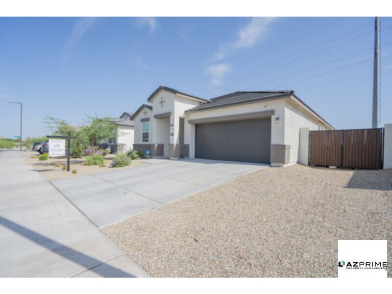 23937 Hopi St in Buckeye, AZ - Building Photo