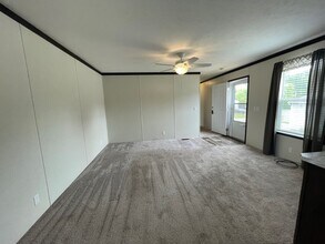 239 Schirra Ave in Flushing, MI - Building Photo - Building Photo