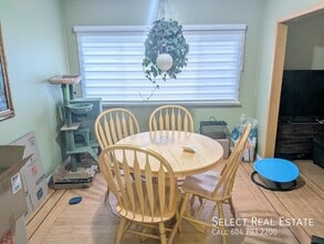 45885 Henley Ave in Chilliwack, BC - Building Photo - Building Photo