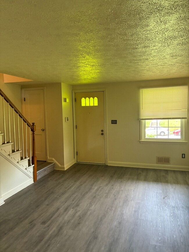 549 Lucia Ave in Baltimore, MD - Building Photo - Building Photo