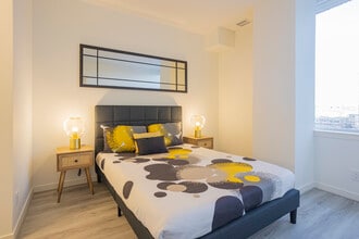 The Hat Eau Claire in Calgary, AB - Foto de edificio - Interior Photo