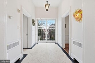 3308 R St NW in Washington, DC - Building Photo - Building Photo