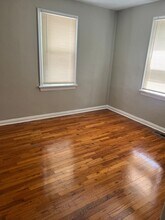 906 Disco Dr in St. Louis, MO - Building Photo - Building Photo