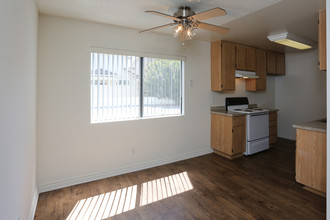 Cape Cod Apartments in Anaheim, CA - Building Photo - Interior Photo