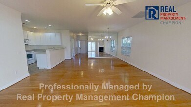 1668 Honeybee Ln in Wilmington, NC - Building Photo - Building Photo