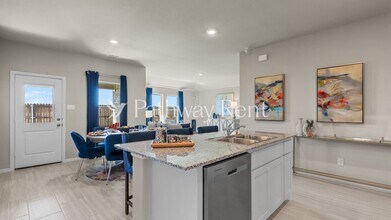 9437 Golden Tree Ave in Fort Worth, TX - Building Photo - Building Photo