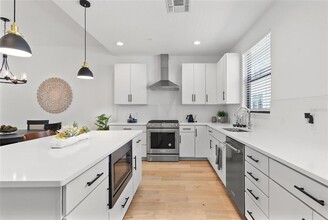 2511 N Grady Ave in Tampa, FL - Building Photo - Building Photo