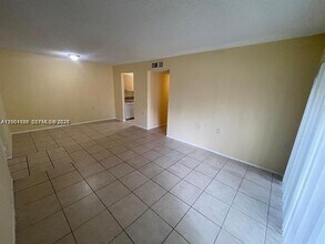 1186 Lake Terry Dr in West Palm Beach, FL - Building Photo - Building Photo