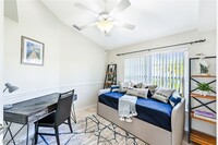 589 Lambton Ln in Naples, FL - Foto de edificio - Building Photo