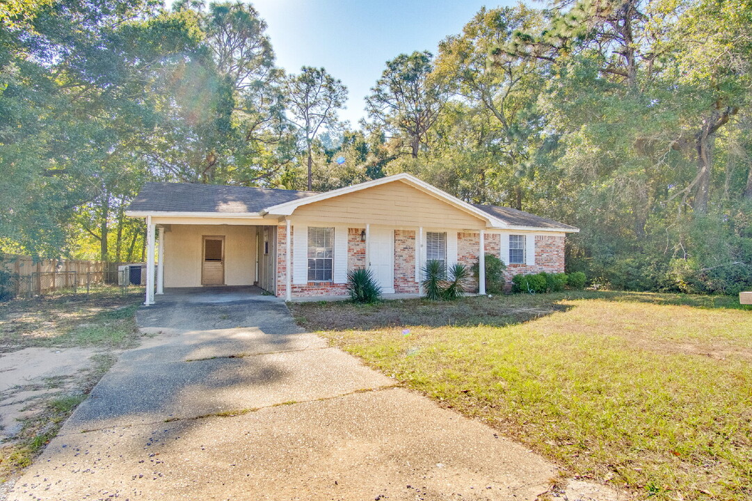 4109 E Johnson Ave in Pensacola, FL - Foto de edificio