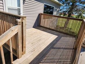 23381 Co Rd E34 in Anamosa, IA - Building Photo - Building Photo