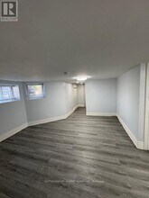 75 McIntyre Crescent in Halton Hills, ON - Building Photo - Building Photo