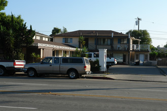 El Flamenco in Santa Barbara, CA - Foto de edificio - Building Photo