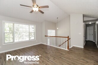 4927 Lighthouse Pointe in Acworth, GA - Foto de edificio - Building Photo