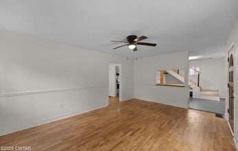 2963 N Highland Ave in Jackson, TN - Foto de edificio - Building Photo