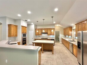 1924 Countryside Dr in Denton, TX - Building Photo - Building Photo