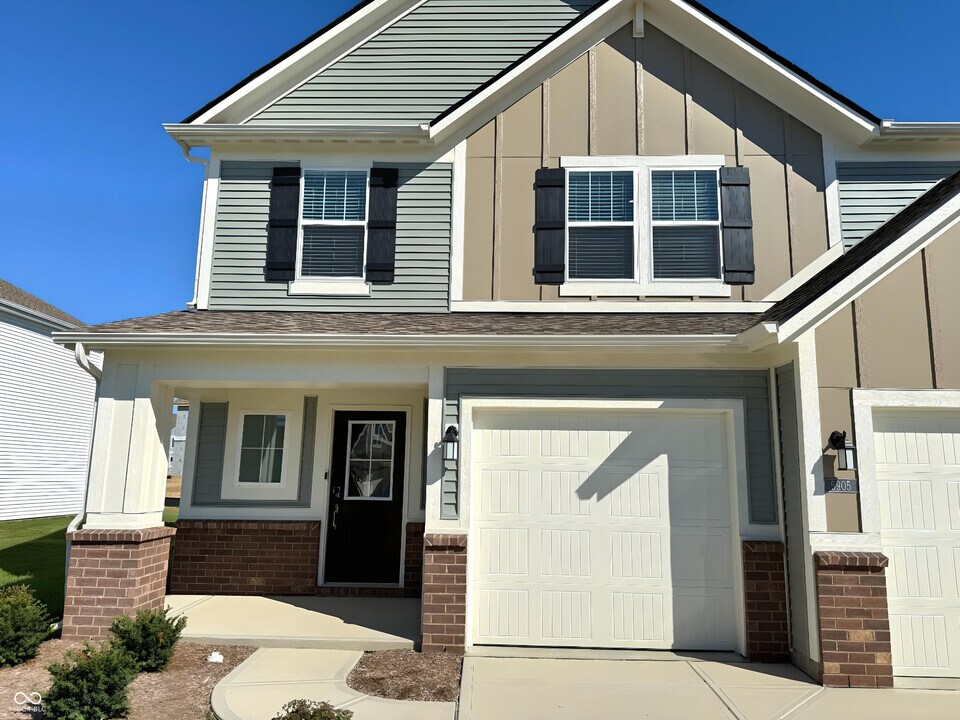 5905 Fire Opal Wy in Indianapolis, IN - Building Photo