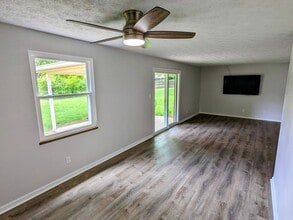 1118 Lincoln Park Blvd in Kettering, OH - Foto de edificio - Building Photo