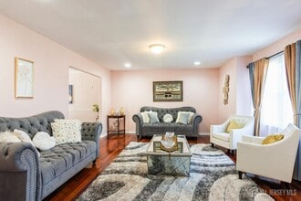 1484 Osage Rd in North Brunswick, NJ - Building Photo - Building Photo