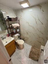 24 Minerva Dr in Yonkers, NY - Building Photo - Building Photo