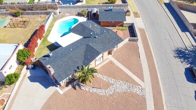 816 Marimba Dr in El Paso, TX - Building Photo - Building Photo