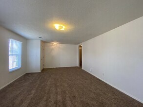 2173 Sagecrest Loop in Rio Rancho, NM - Building Photo - Building Photo