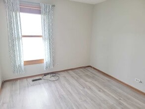 1871 Fox Run Dr in Elk Grove Village, IL - Building Photo - Building Photo