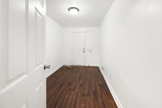 3816 W Bay Ave, Unit 1 in Baltimore, MD - Building Photo - Building Photo