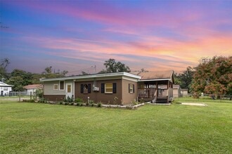 932 Augusta St in Lakeland, FL - Foto de edificio - Building Photo