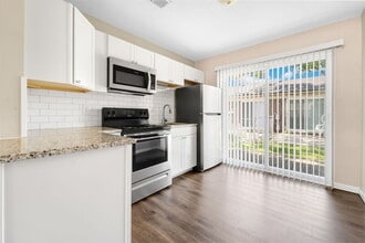 1014 Montie Rd in Lincoln Park, MI - Building Photo - Building Photo