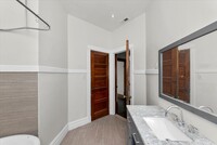 2171 N Milwaukee Ave, Unit 2 in Chicago, IL - Building Photo - Building Photo