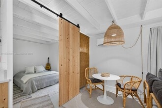 11324 Palm Tree Ln in Palm Beach Gardens, FL - Building Photo - Building Photo