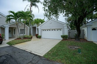 73 Admirals Ct in Palm Beach Gardens, FL - Foto de edificio - Building Photo