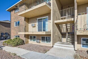 3020 E Bijou St, Unit #5B in Colorado Springs, CO - Building Photo