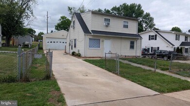 153 Polk Dr in Manassas Park, VA - Building Photo - Building Photo